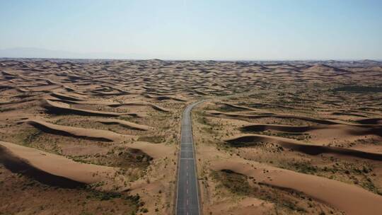 沙漠公路航拍视频素材视频素材模板下载