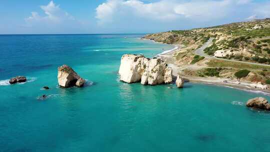 Petra tou Romiou（阿芙罗