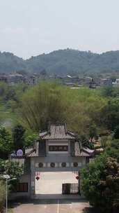 竖版航拍广西崇左雨花石4A景区