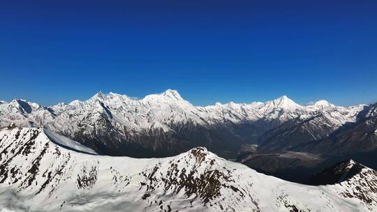 西藏吉隆县雪山航拍