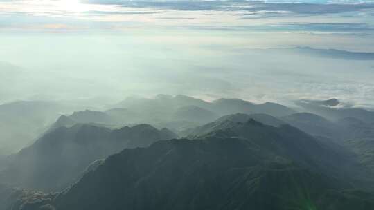 大气山峰森林航拍山川云海山脉壮丽山河风光