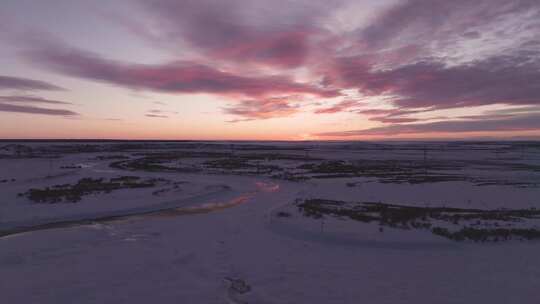 雪原夕阳风光全景