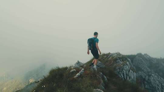 Man， Trekking，山脉，意大利