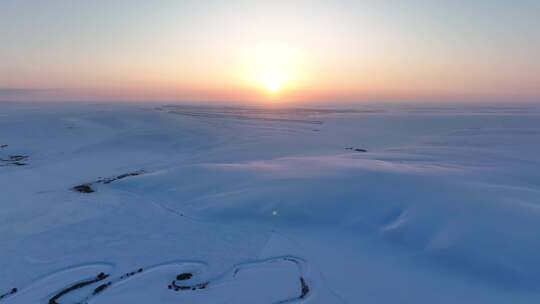 呼伦贝尔雪原夕阳美景