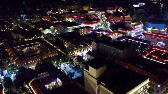 中国青岛亚洲城市夜景建筑，老城区中心，楼