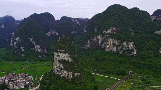 航拍广西山村美景山青水秀绿水青山视频素材模板下载