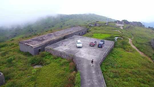 航拍武夷山黄岗山最高峰峡谷草甸森林云海