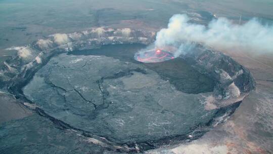 航拍火山爆发