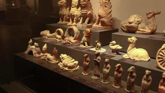 博物馆陶器展览视频素材模板下载