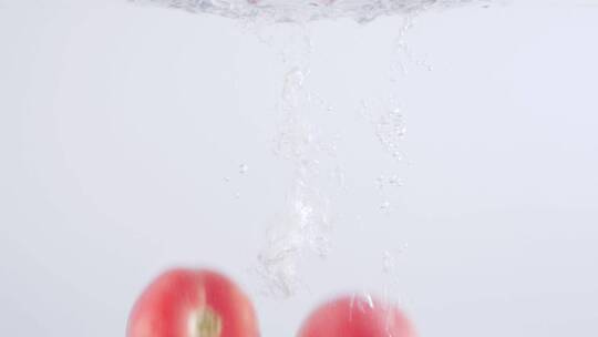 西红柿落水
