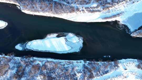 大兴安岭湿地风光河流冰凌雪景
