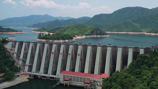 航拍安徽梅山水库