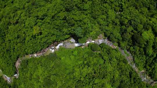 航拍深圳马峦山碧岭瀑布群风光