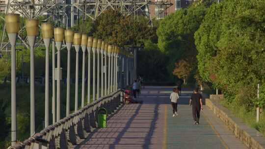 6K夏日河堤晨跑一组