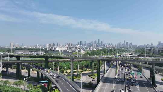 南京秦淮区双桥门立交车流南京市中心大景