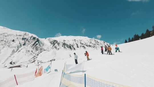 FPV航拍自由式滑雪视频素材模板下载