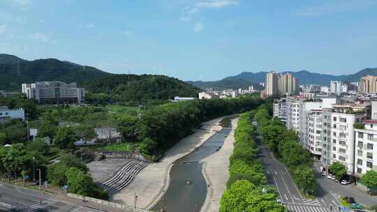 广东云浮风光云浮南山河