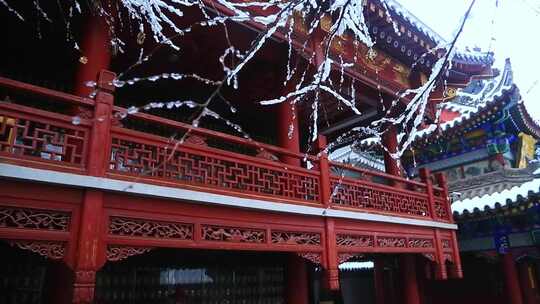 西安古建筑罔极寺大雪视频素材模板下载