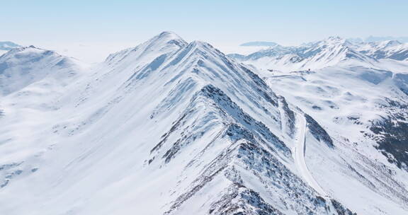 四川夹金山冬季白雪茫茫航拍风景