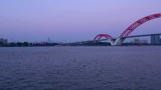 广州沥滘珠江滨江江景住宅与新光大桥景观视频素材模板下载