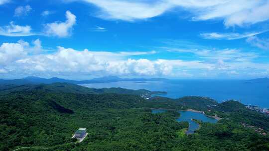 山海风光深圳梅沙湾大海