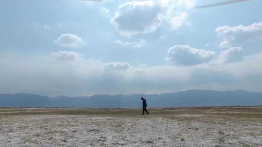 草原冬天土地勘测