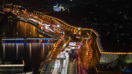 繁忙城市的夜景交通延时