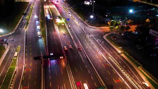 城市马路公路汽车车辆车流夜景延时