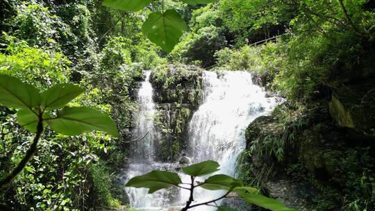 瀑布航拍