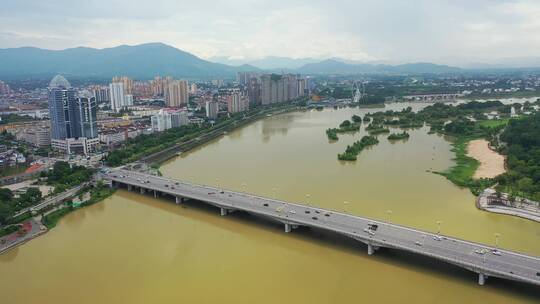 陕西汉中市汉江城市天际线风光航拍