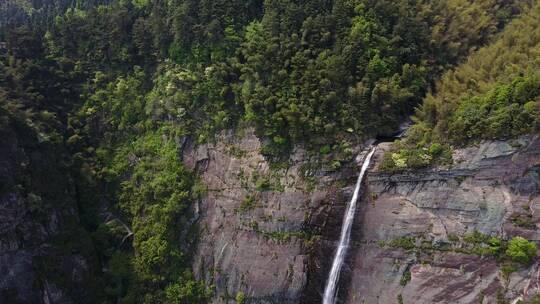 航拍江西九江庐山秀峰