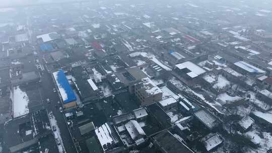 冬季下大雪的北方农村 2