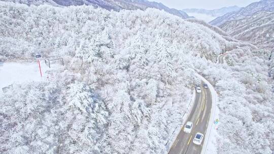 秦岭分水岭航拍