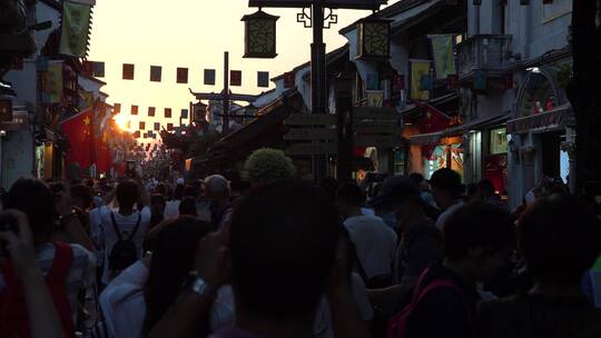 杭州吴山河坊街景区步行街