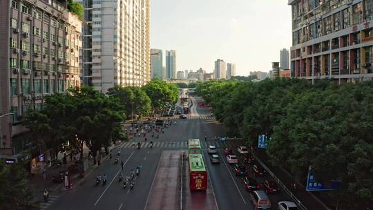 广西南宁城市公交BRT道路航拍视频素材模板下载