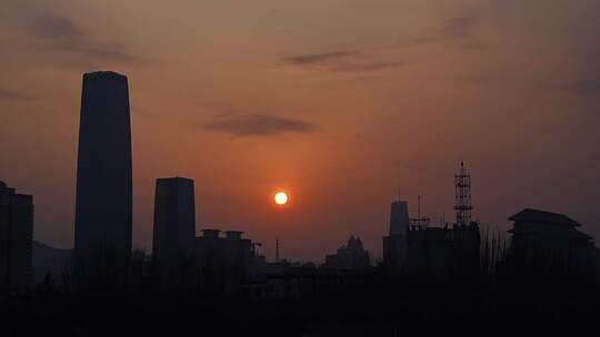 城市高楼夕阳景象