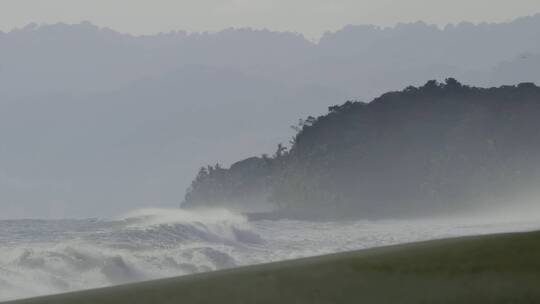 汹涌的海浪