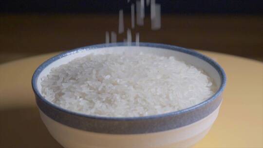 4K喷香米饭-大米饭-蒸米饭-吃米饭视频素材模板下载