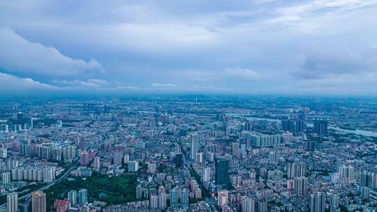 广州城市建筑群与天空白云航拍延时风光