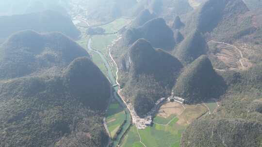 丛山峻岭 大山