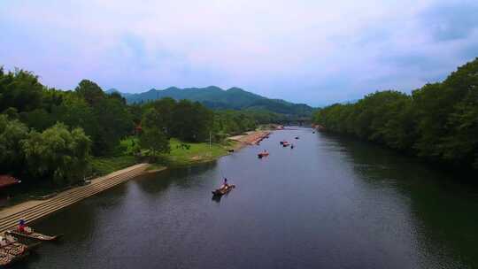 航拍武夷山九曲溪竹筏漂流岩茶茶园丹霞地貌