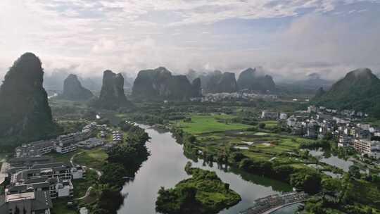 航拍视角下的田园山川风景