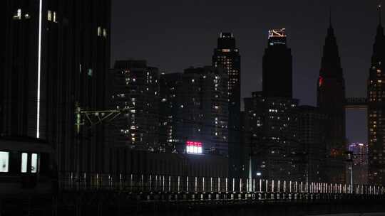 重庆海棠溪地铁站轻轨夜景航拍