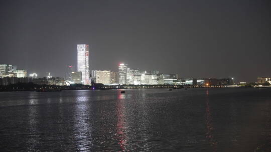 黄浦江前滩夜景