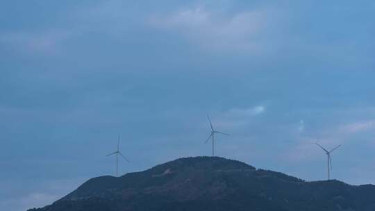 风车风力发电机高山大山天空白云延时摄影