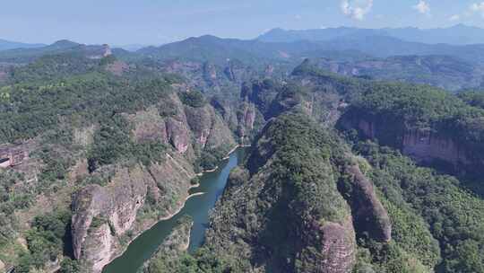 航拍福建三明泰宁大金湖丹霞地貌