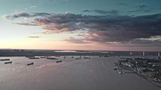 岳阳洞庭湖景区巴陵广场航拍