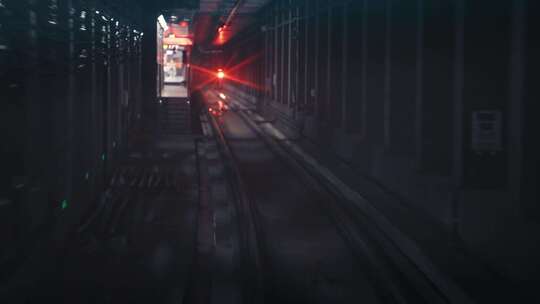 地铁进入隧道 行驶 主观视角视频素材模板下载