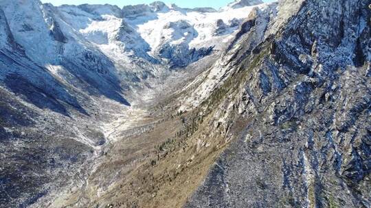 川西阿坝莲宝叶则雪山湖泊航拍风景风光视频