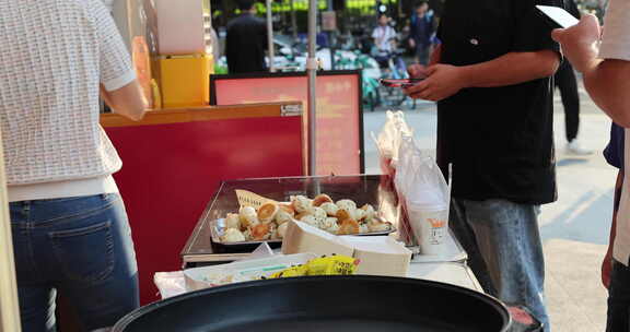 早餐 小吃 面食 食物 街道 行人 视频 素材